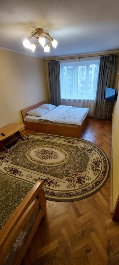 Apartment On Patriarkha Mstyslava Skrypnyka Street Київ Екстер'єр фото